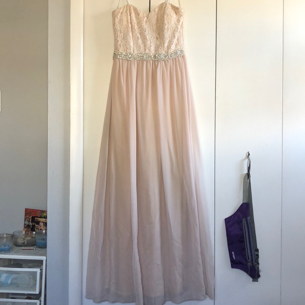 light beige/cream prom dress with white lace